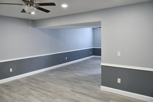 Building Photo - 110 Carmel Woods Dr