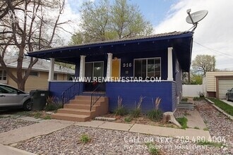 Building Photo - 916 E Halliday St