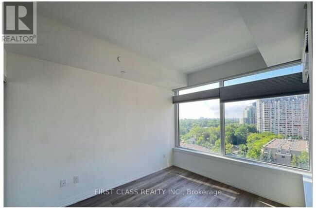 Building Photo - 75 Canterbury Pl