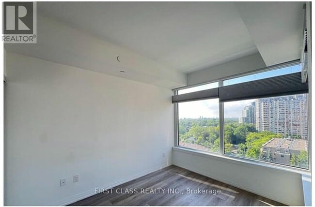 Photo du bâtiment - 75 Canterbury Pl