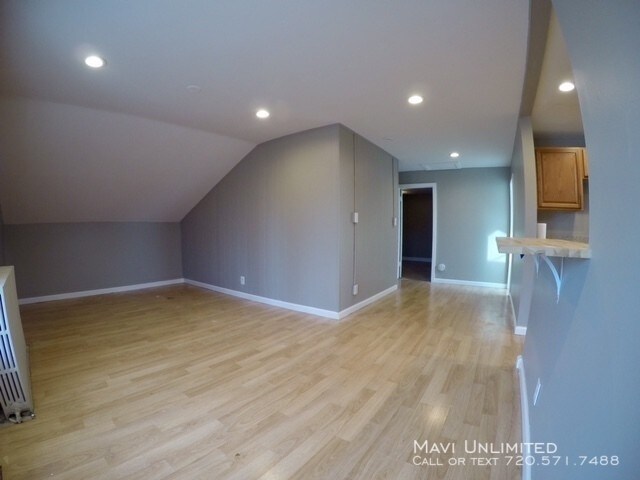 Foto del edificio - 493 Fulton St