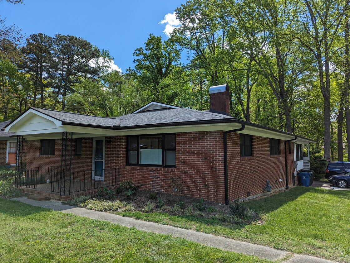 Primary Photo - 113 W Murray Ave