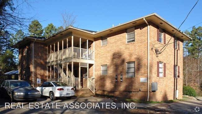 Building Photo - 2209 Morehead Ave