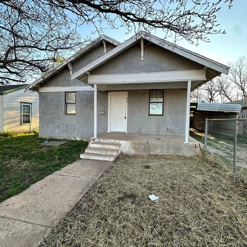940 S 10th St, Slaton, TX 79364 House Rental in Slaton, TX