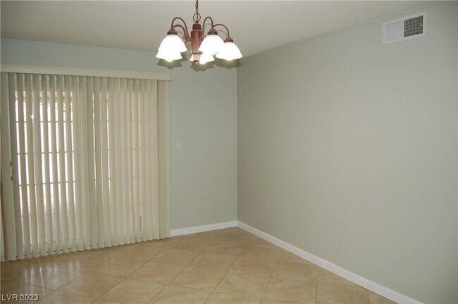 Foto del edificio - 7185 Acorn Ct