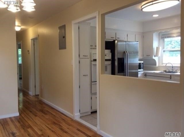 Building Photo - 52-46 Little Neck Pkwy