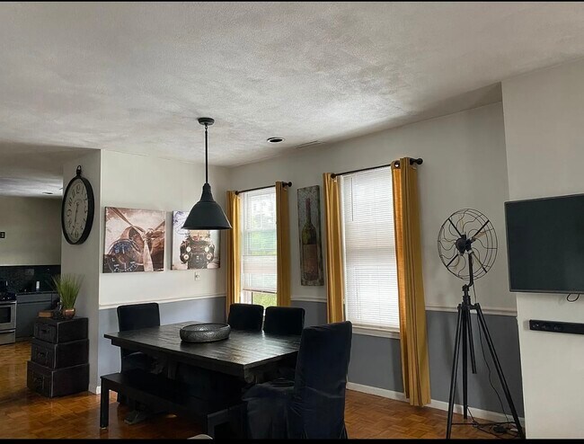 Foto del edificio - 170 Ashmont St