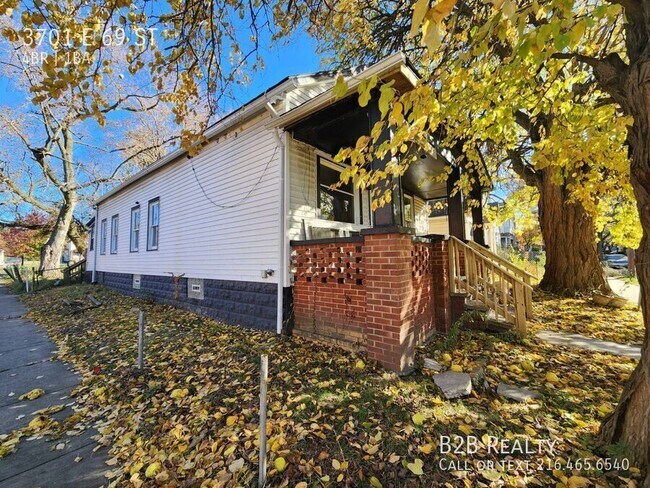 Foto del edificio - 3701 E 69th St