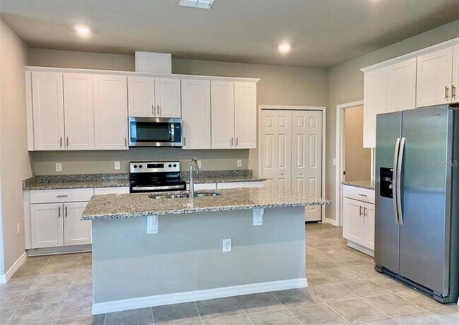 Building Photo - 2333 Mystic Maze Ln