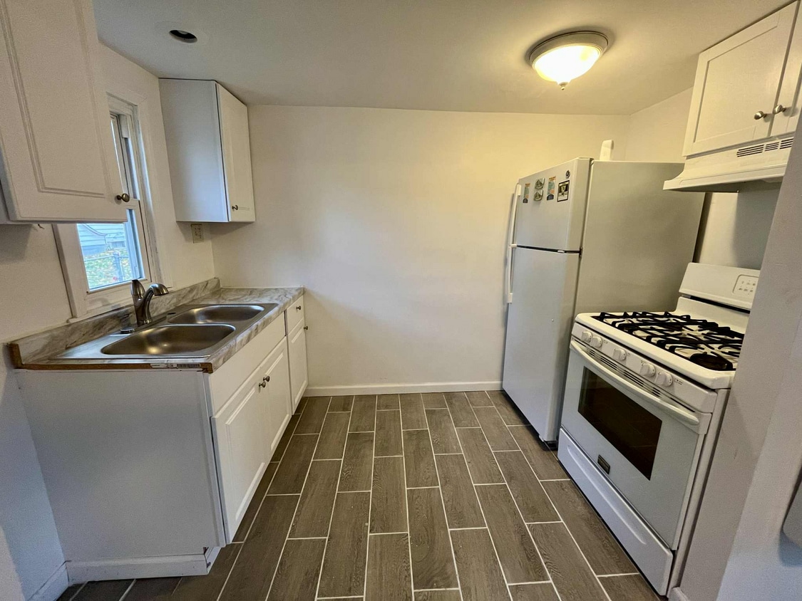 Foto principal - 305 Franklin Ave