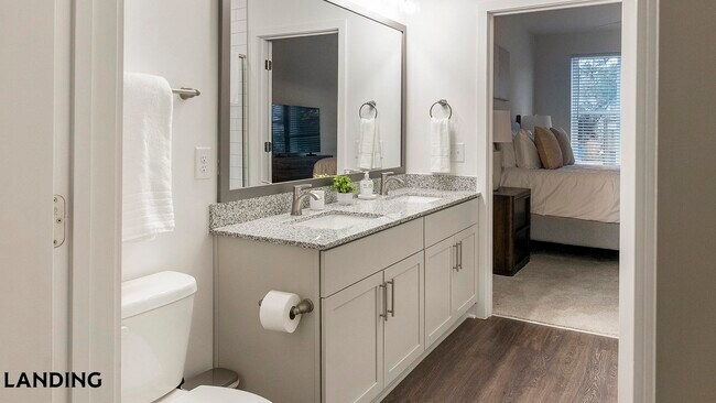 Foto del edificio - 2110 Birkhall St