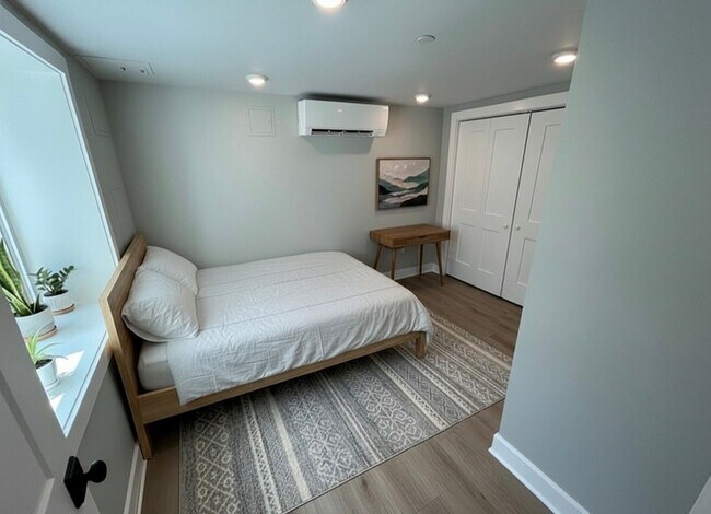 Foto del edificio - 336 Channing St NE