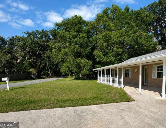 Building Photo - 117 Liberty Tree Rd