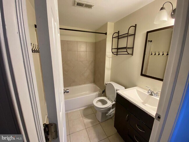 Foto del edificio - 1506 Brown St