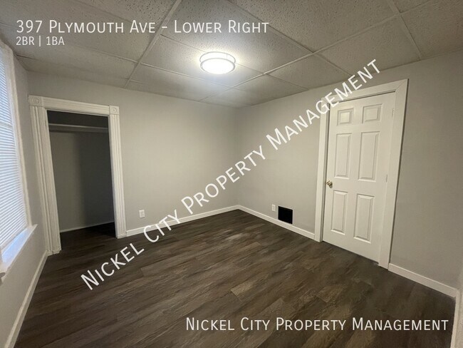 Foto del edificio - 397 Plymouth Ave