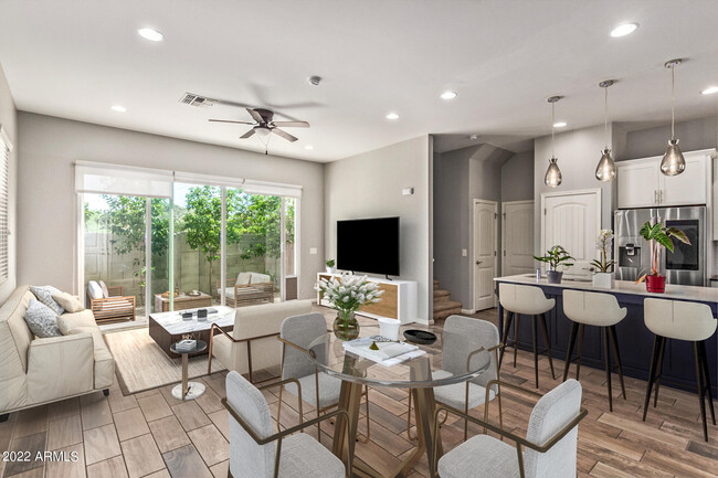 Building Photo - 707 E Boca Raton Rd