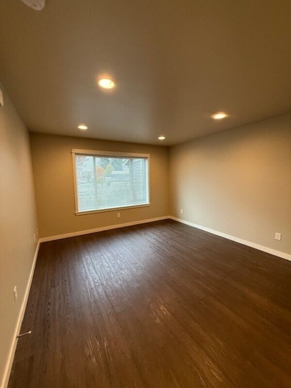 Building Photo - 287 18th St