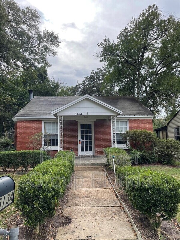Primary Photo - 5134 Sunderland Rd