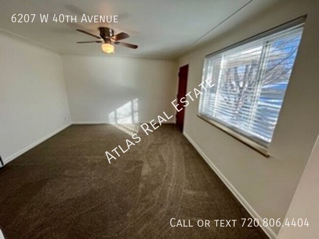 Building Photo - Newly Renovated 2 bedroom Unit!!!