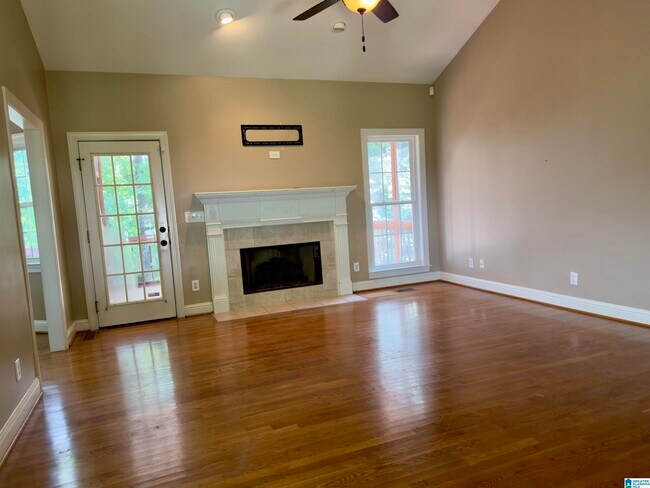 Building Photo - 4729 Red Leaf Cir