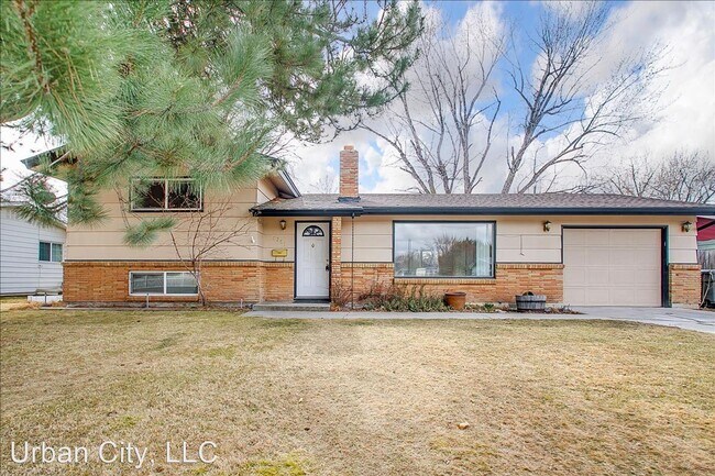 Building Photo - 3 br, 2 bath House - 6251 W. Daytona Dr.