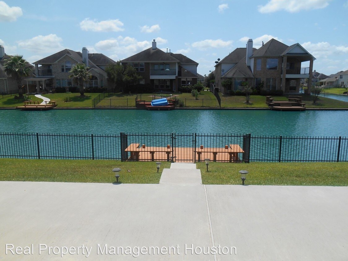 Primary Photo - 4 br, 3 bath House - 17919 Obelisk Bay Dr