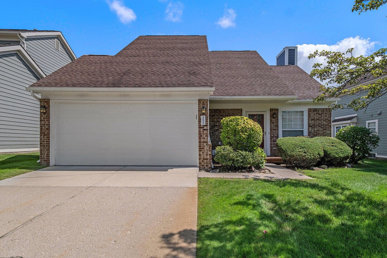 41317 Belmont Dr, Novi, MI 48377 Condo for Rent in Novi, MI