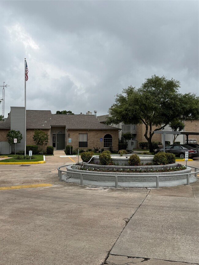 Foto del edificio - 260 El Dorado Blvd