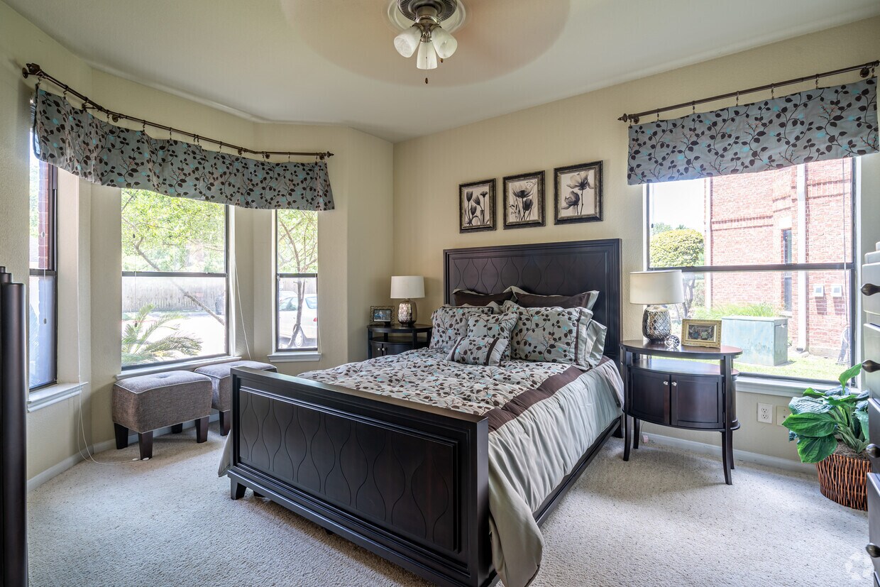 The Fountains at Almeda - 9000 Almeda Rd Houston, TX 77054