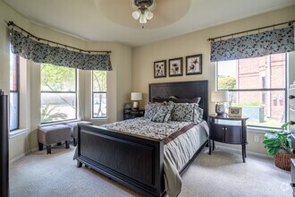 2BR, 2BA - 1147SF - The Fountains at Almeda