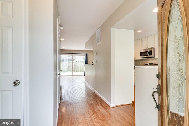 Foto del edificio - 5429 Crows Nest Ct