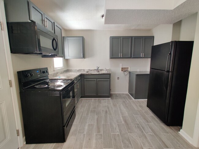 Foto del edificio - 2 Bedroom Near Downtown Charlotte