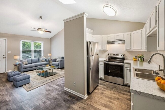 Building Photo - Jamestown Landing Apartments