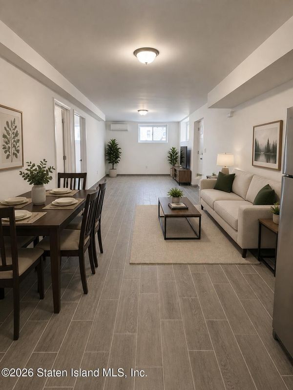Foto del edificio - 323 Nicholas Ave