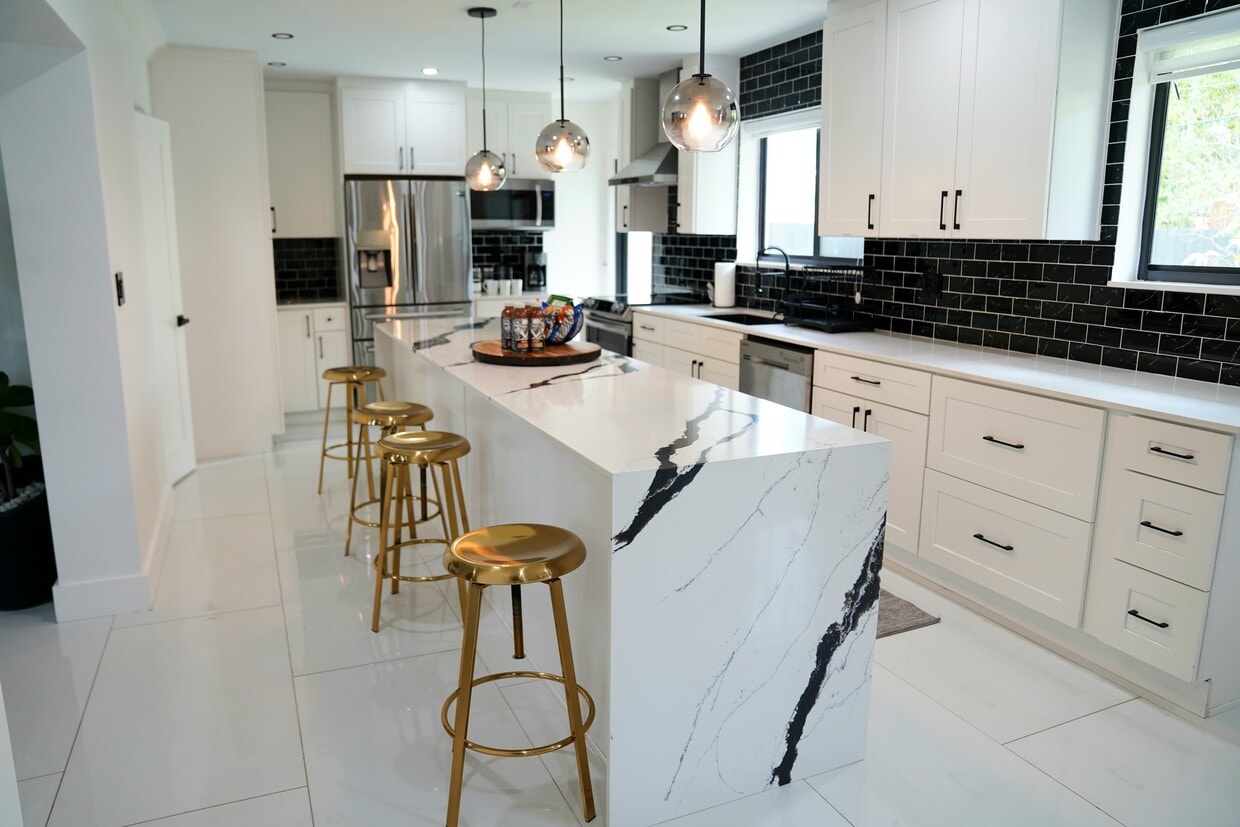 Photo - 1410 NW 192nd St (Miami, FL)