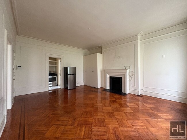 Building Photo - East 80th Street