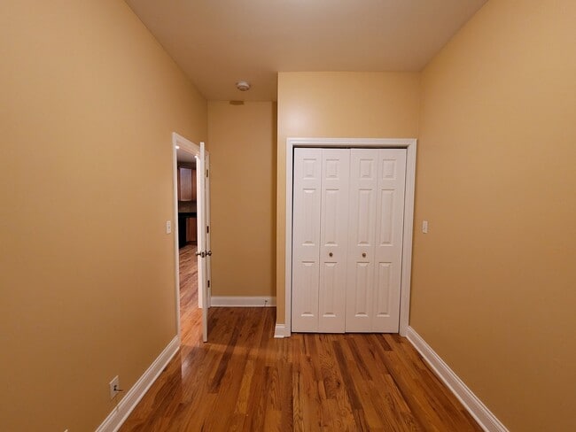 Photo - 718 S Aberdeen St Apartment