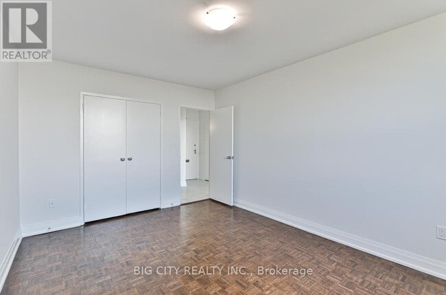 Photo du bâtiment - 50 Cambridge Ave