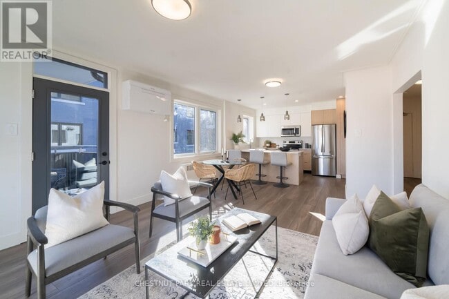 Photo du bâtiment - 1492 Avenue Rd