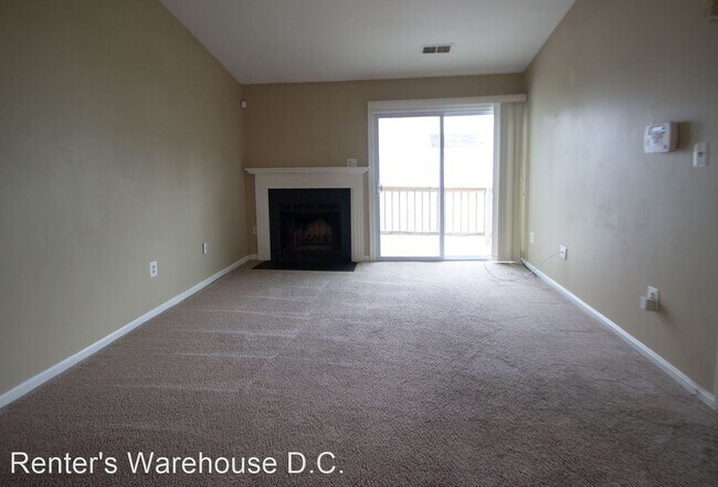 Foto del edificio - 2 br, 2 bath House - 8617 Beekman Place #D