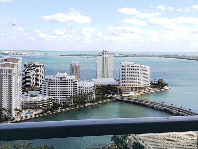 Foto del edificio - 500 Brickell Ave