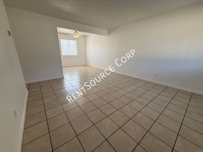 Foto del edificio - 4318 Ave L 2
