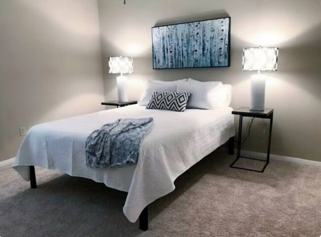 Building Photo - 2216 Church St