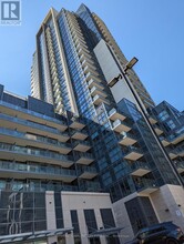 Building Photo - 30-230 Meadowglen Pl