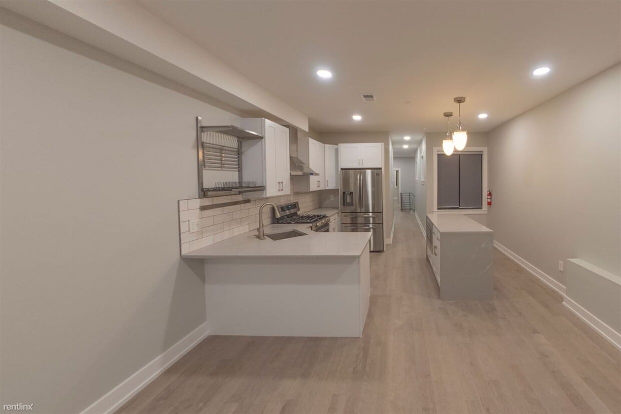 Primary Photo - 4 br, 3 bath House - 3828 BARING ST Unit 101
