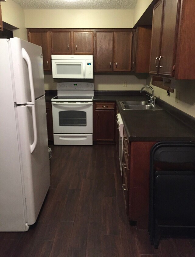 Cocina - 2130 Davis St