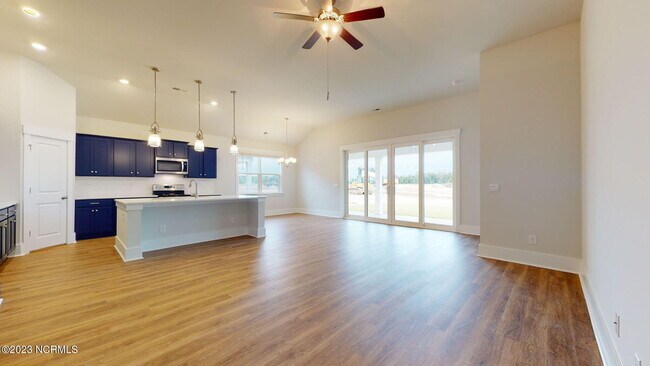 Foto del edificio - 505 Edgewater Wy