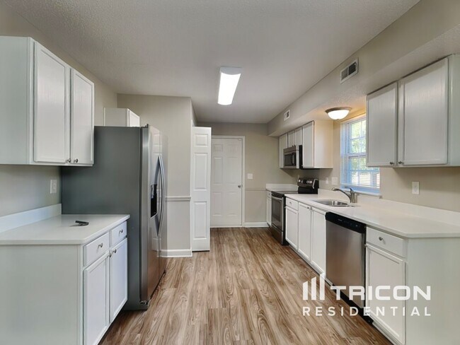 Building Photo - 2608 Misty Cove Pl NE