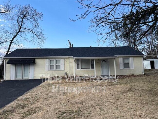 Photo - 10261 Imperial Dr House