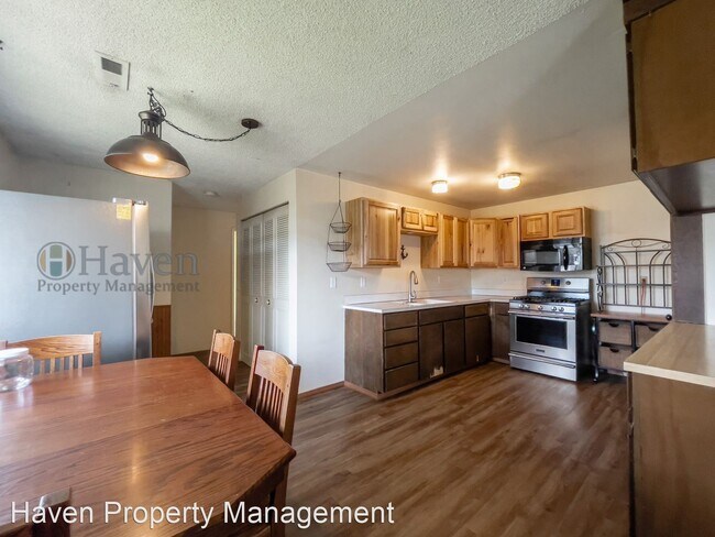 Foto del edificio - 3 br, 1 bath House - 1516 Pike Pl NE